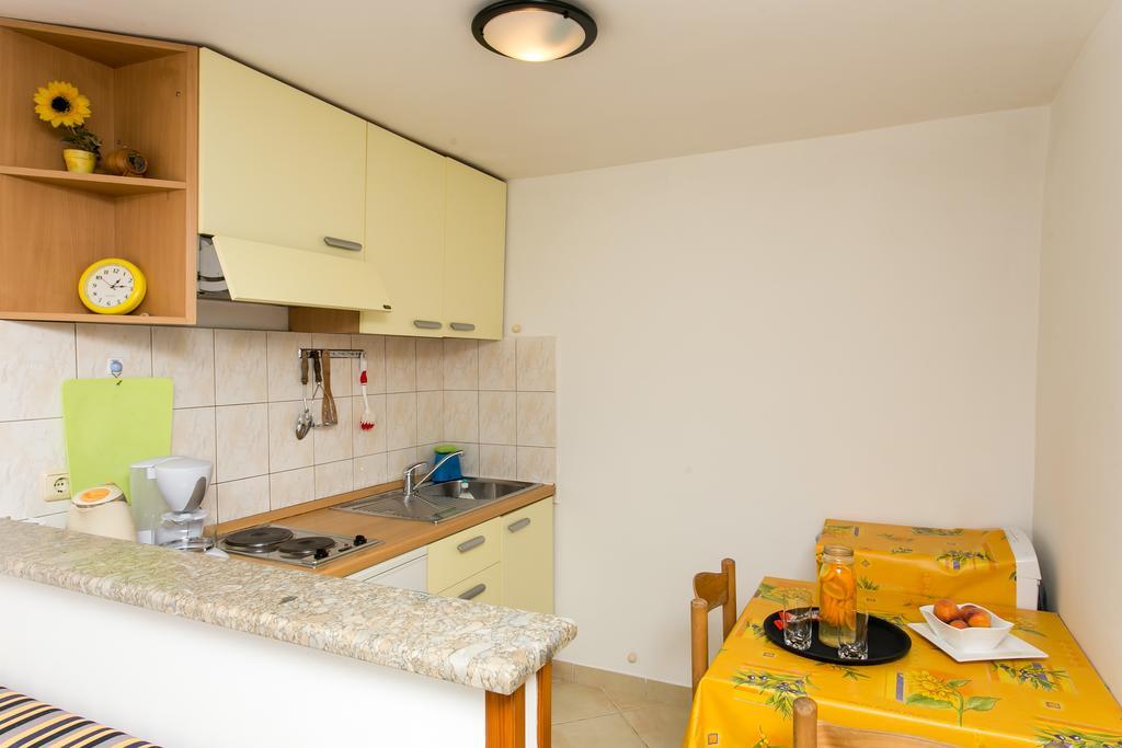Hrvoje Place Apartments Дубровник Екстер'єр фото